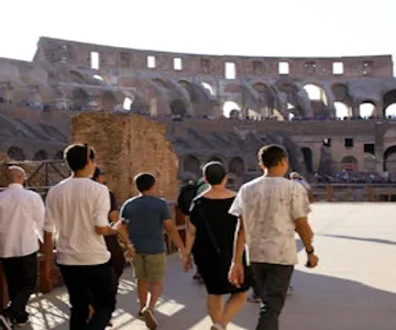 Colosseum, Arena, Underground, Forum & Palatine Hill + Guided Tour